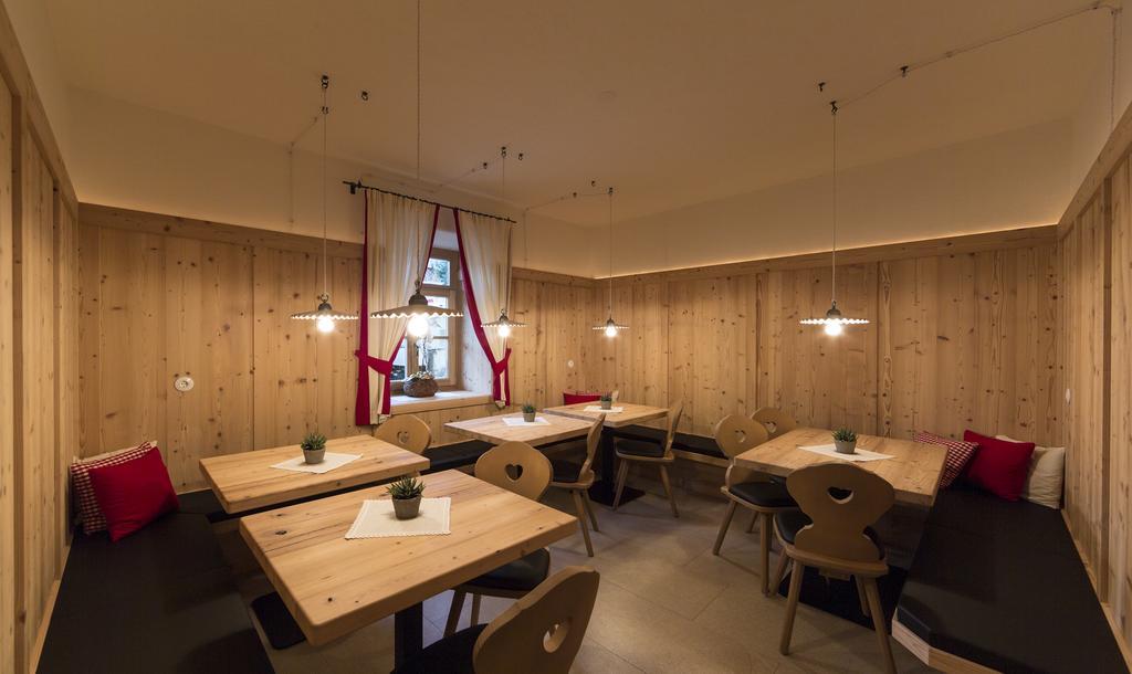Hotel Anewandter Brunico Ngoại thất bức ảnh