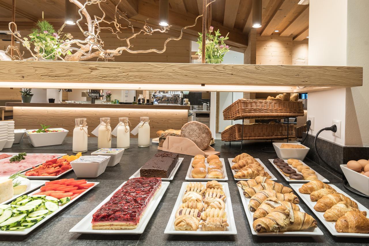 Hotel Anewandter Brunico Ngoại thất bức ảnh