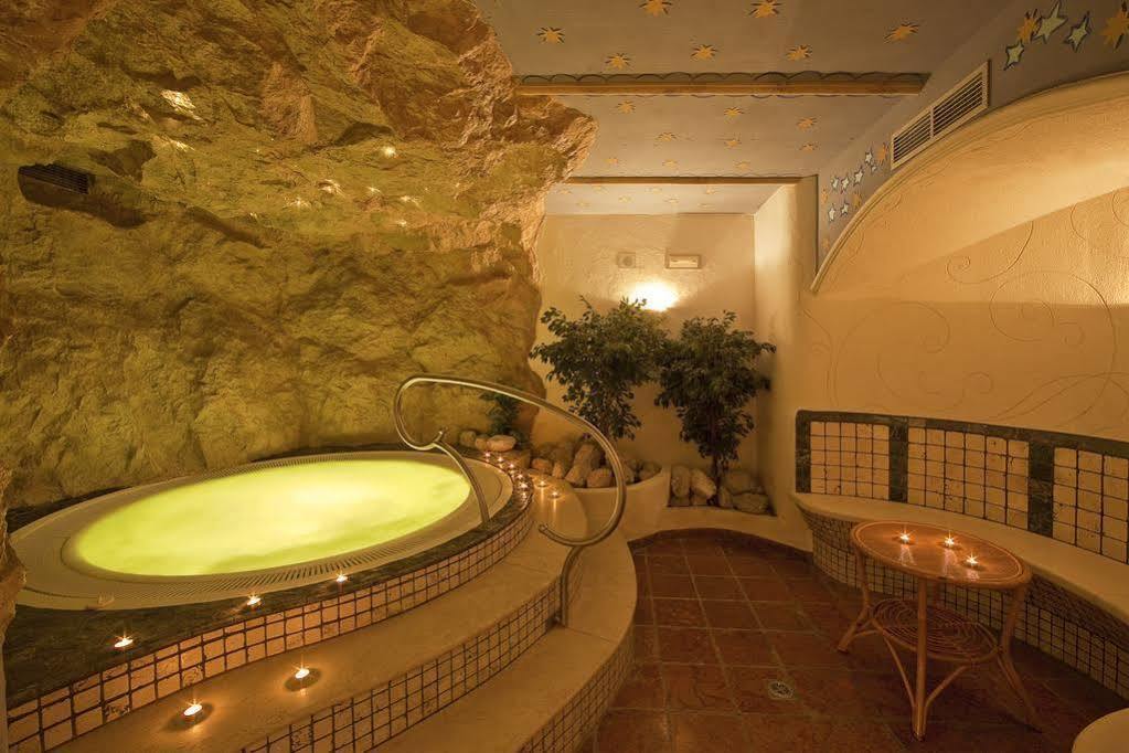 Hotel Anewandter Brunico Ngoại thất bức ảnh